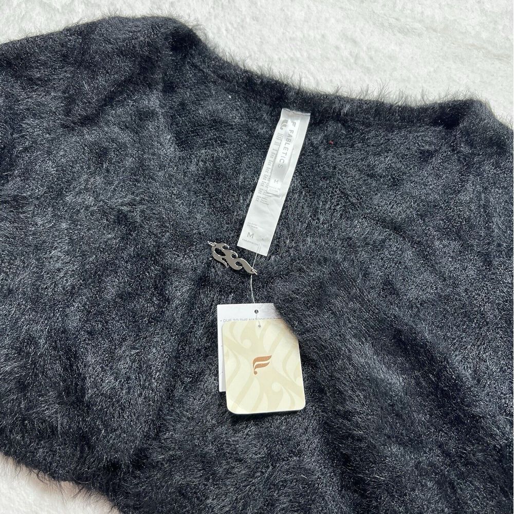 Fabletics Mini Crop Cardigan Fuzzy Sweater Women Medium Cozy Whimsy Y2K Old Mone